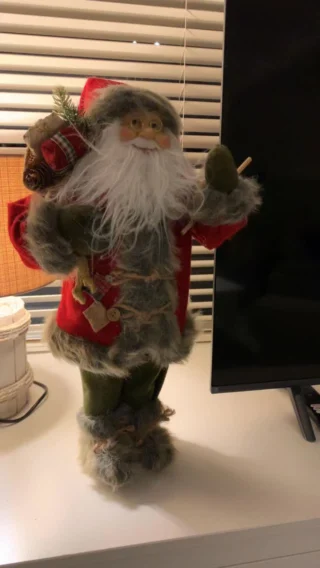 Instagram post from birdie.forest.lodge.durbuy. This post is in position 3.